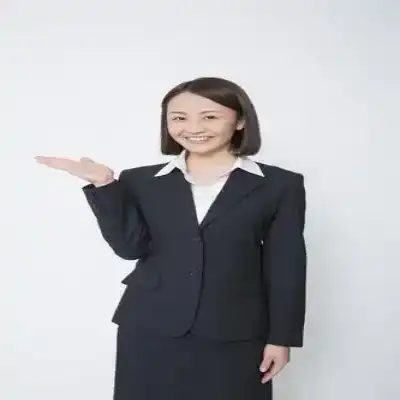 黄莉颖